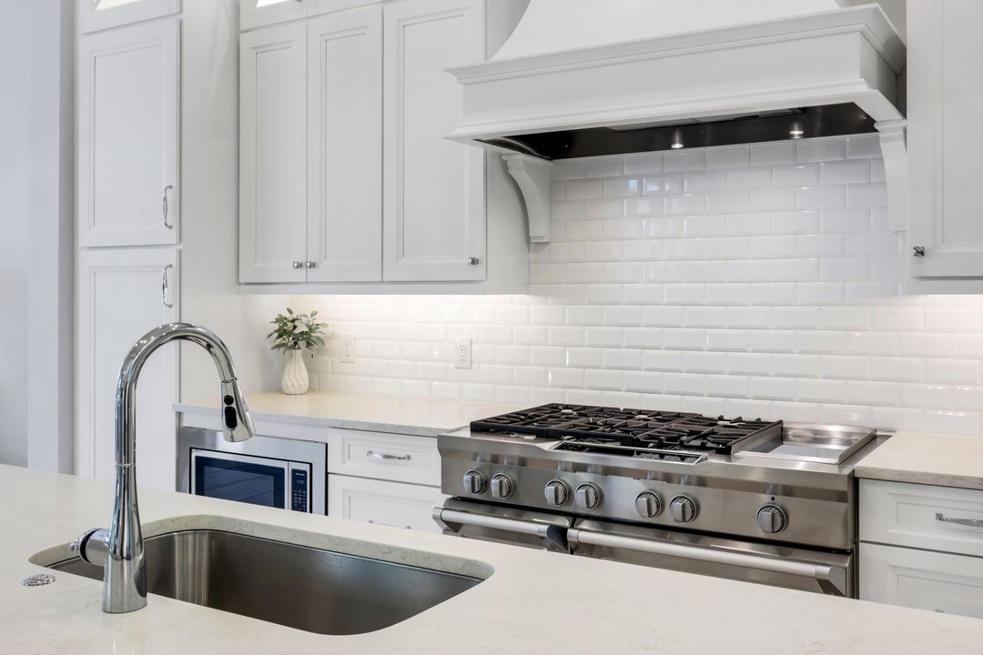 3233 Tavolara Ln, Naples, FL 34114