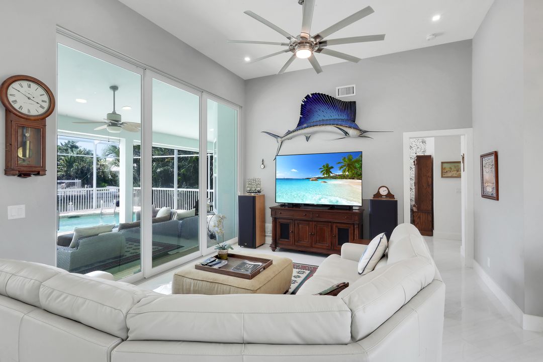 200 N Barfield Dr, Marco Island, FL 34145