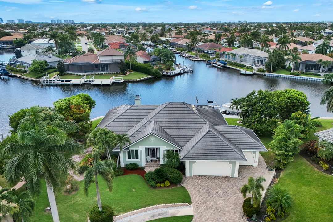 60 Covewood Ct, Marco Island, FL 34145