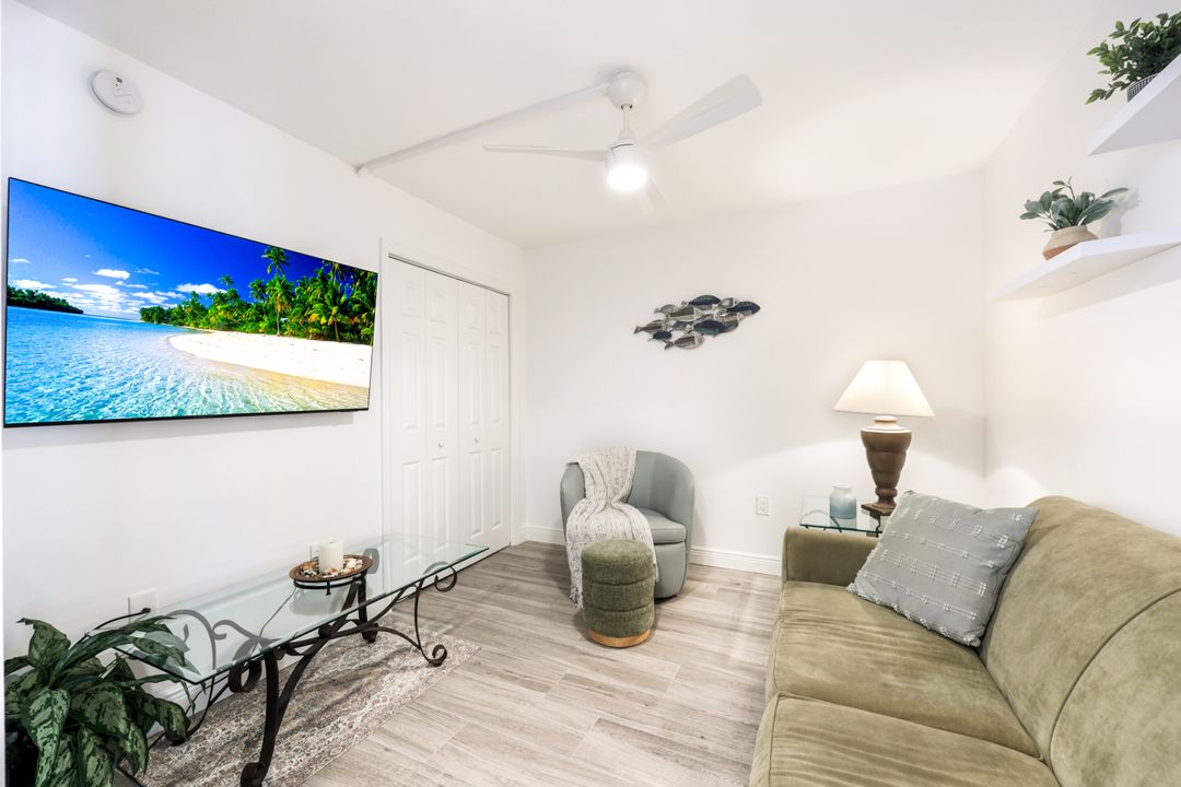 3200 Gulf Shore Blvd N #112, Naples, FL 34103