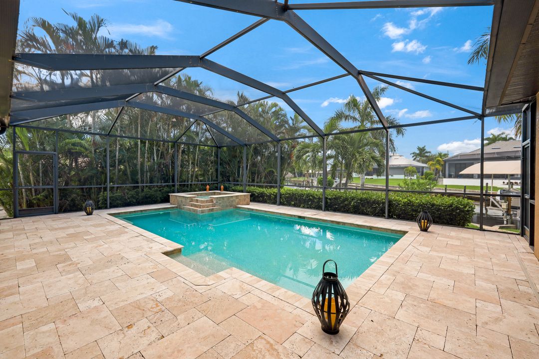 5314 Nautilus Dr, Cape Coral, FL 33904