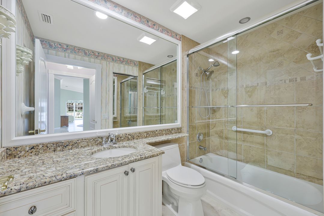5386 Guadeloupe Way, Naples, FL 34119
