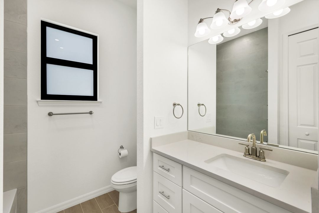 4817 Pelican Blvd, Cape Coral, FL 33914