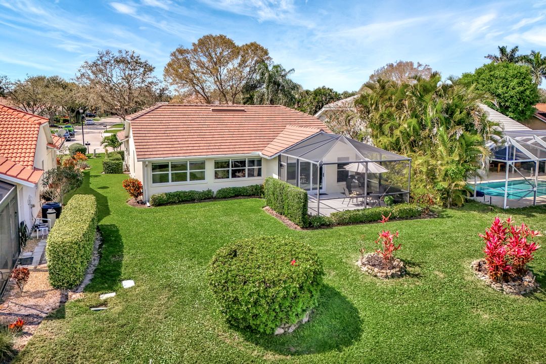 10898 Longshore Way W, Naples, FL 34119
