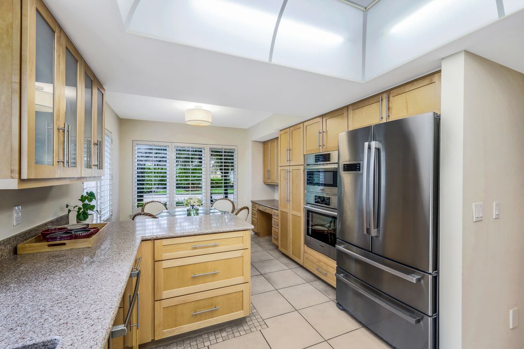 703 Heathery Ln, Naples, FL 34108