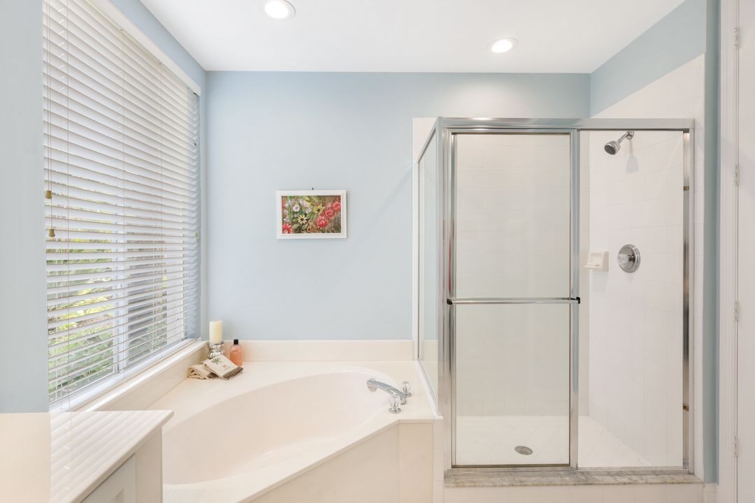 1550 Clermont Dr  #E-101, Naples, FL 34109