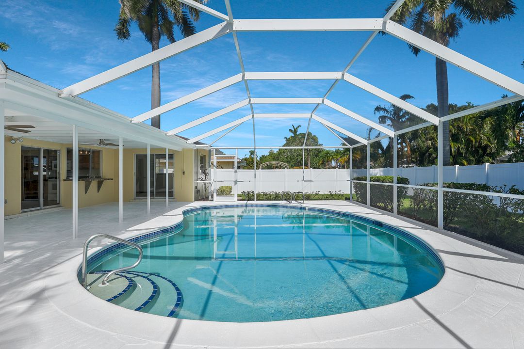 1569 Woodwind Ct, Fort Myers, FL 33919