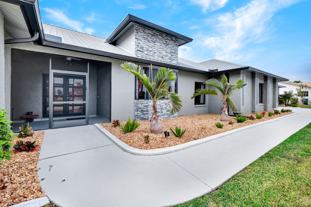 5346 SW 10th Ave, Cape Coral, FL 33914