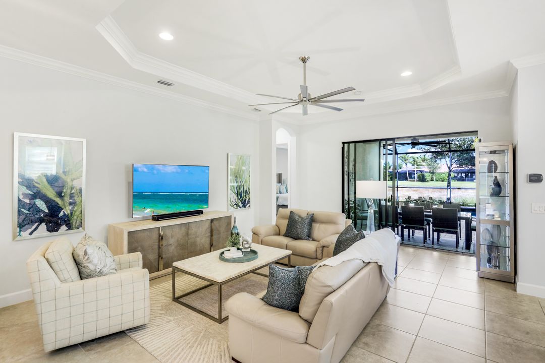 9539 Campanile Cir, Naples, FL 34114