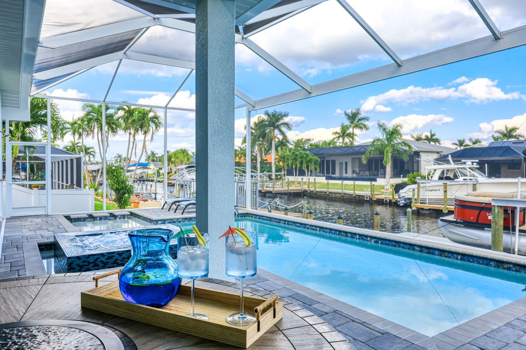 5317 SW 8th Pl, Cape Coral, FL 33914