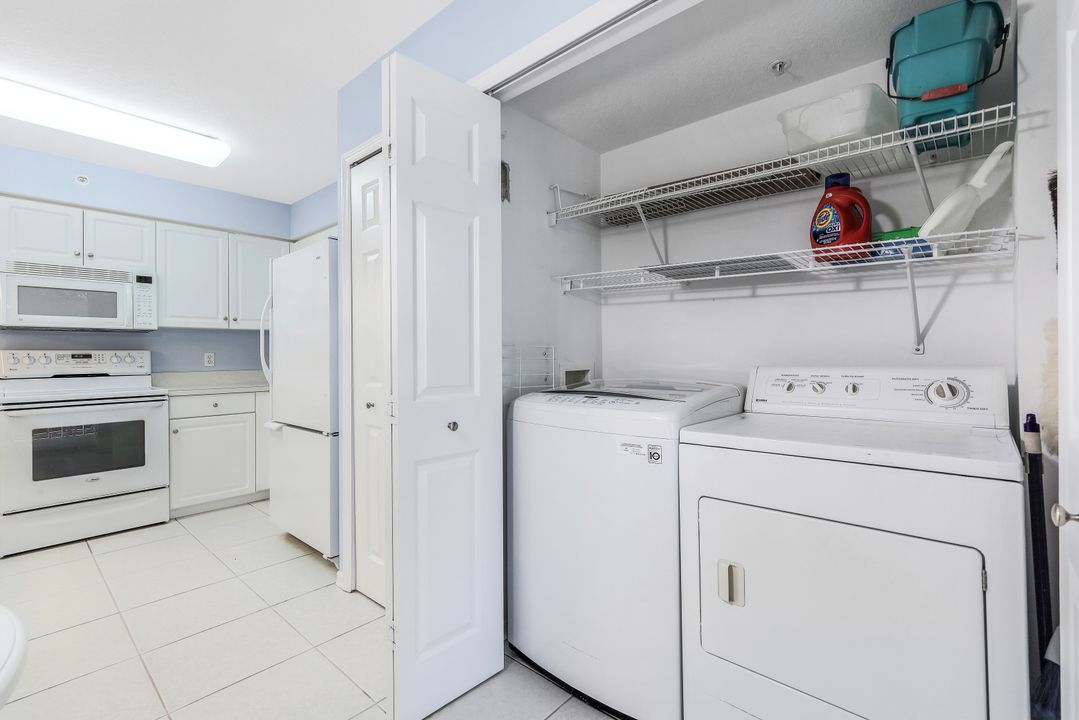 15465 Cedarwood Ln #7-202, Naples, FL 34110