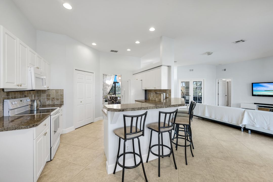 1417 SW 28th Terrace, Cape Coral, FL 33914