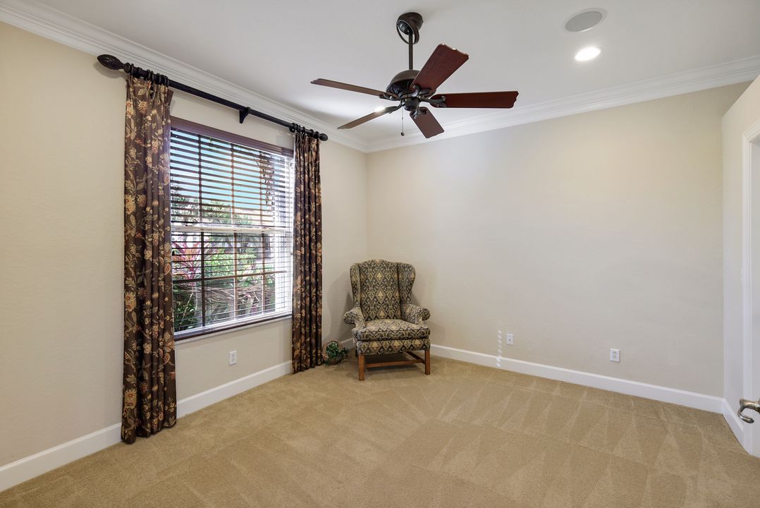 9175 Shale Ct, Naples, FL 34120