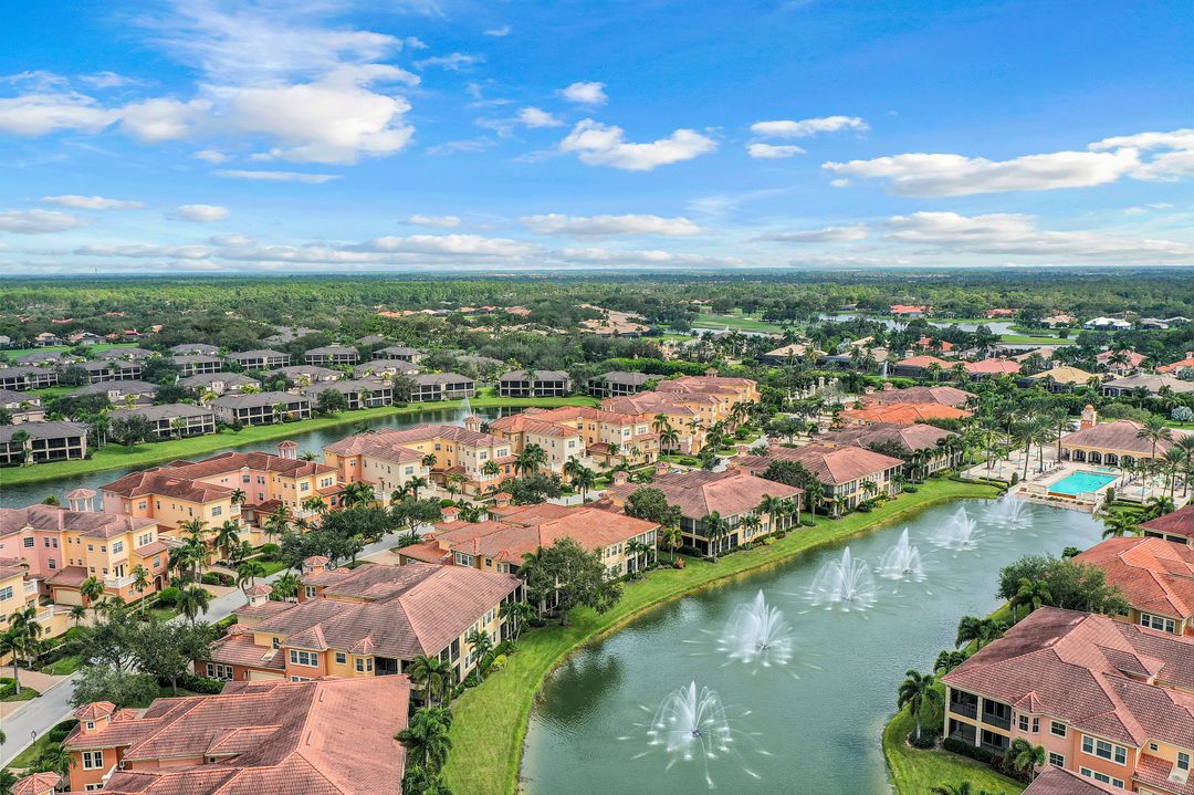 525 Avellino Isles Cir #33101, Naples, FL 34119