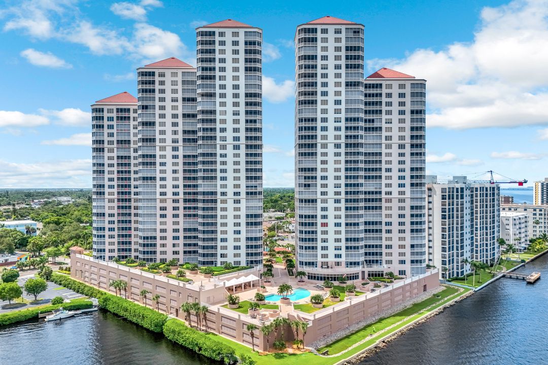 2090 W First St #2105, Fort Myers, FL 33901