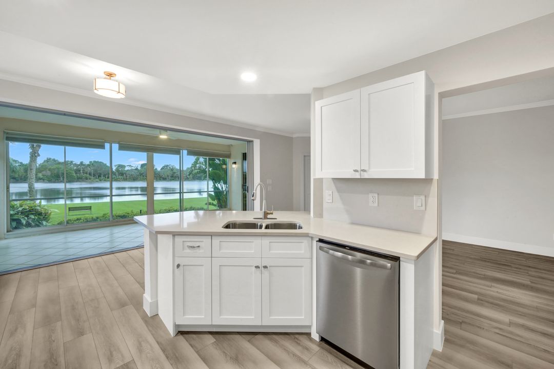 4121 Bayhead Dr #101, Bonita Springs, FL 34134