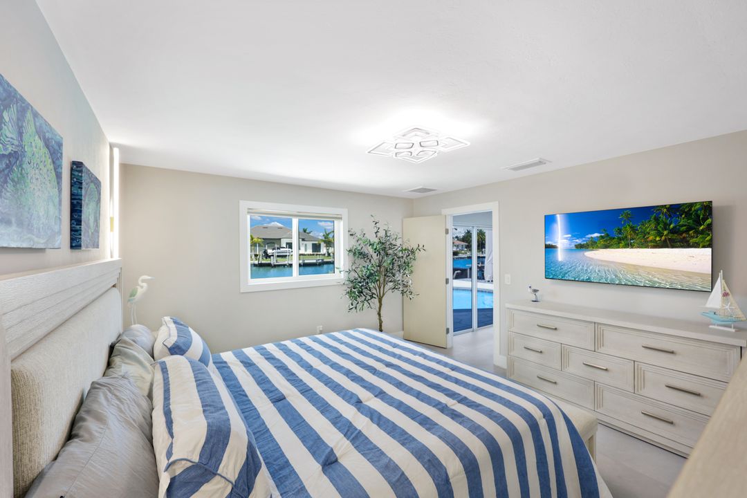 380 Rookery Ct, Marco Island, FL 34145