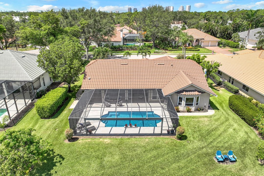 3730 Lakemont Dr, Bonita Springs, FL 34134