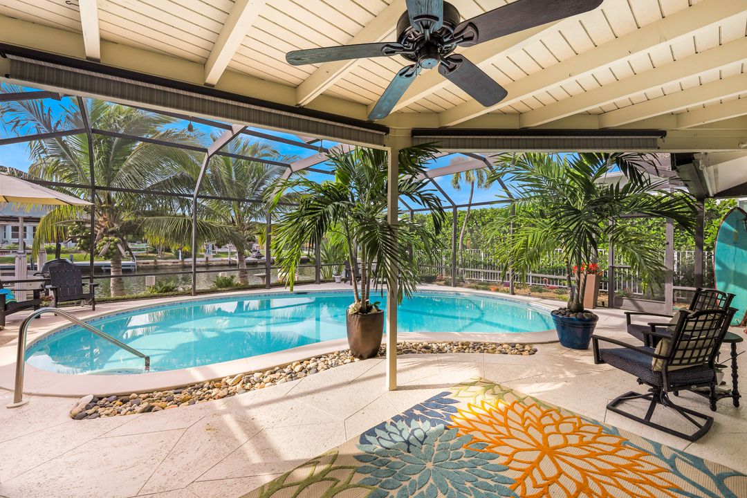 345 Henderson Ct, Marco Island, FL 34145