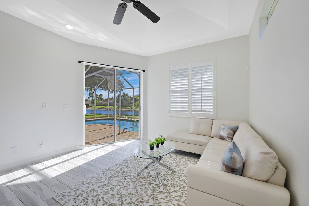 8700 Ibis Cove Cir, Naples, FL 34119