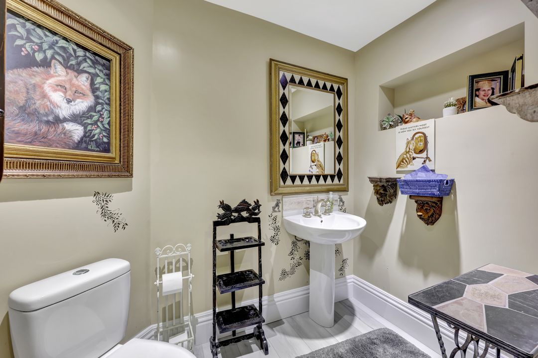 1904 Bethany Pl, Naples, FL 34109
