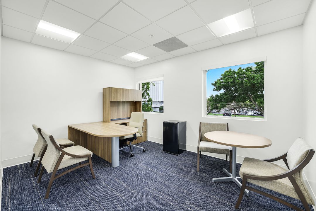 2390 Tamiami Trl N #212, Naples, FL 34103