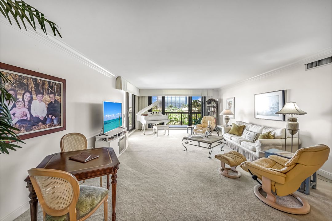 174 S Collier Blvd #304, Marco Island, FL 34145