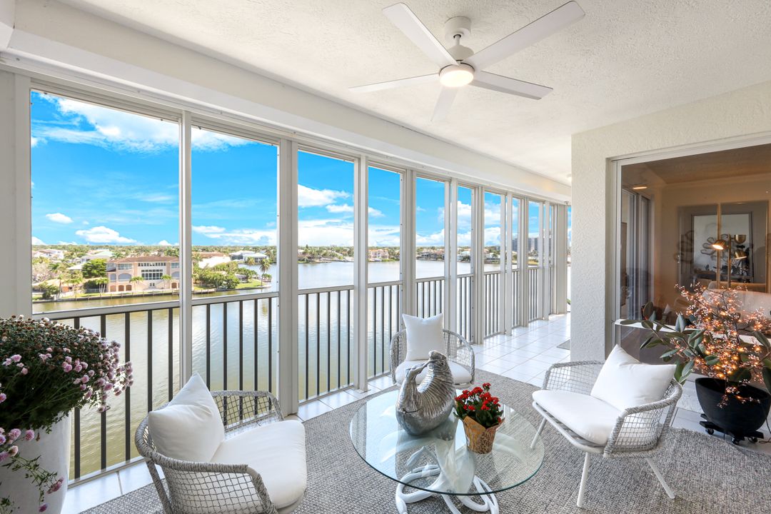 9790 Gulf Shore Dr #505, Naples, FL 34108