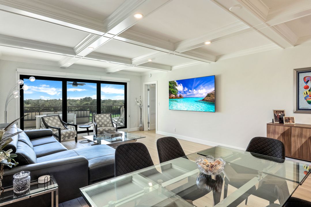 6300 Pelican Bay Blvd #A-405, Naples, FL 34108