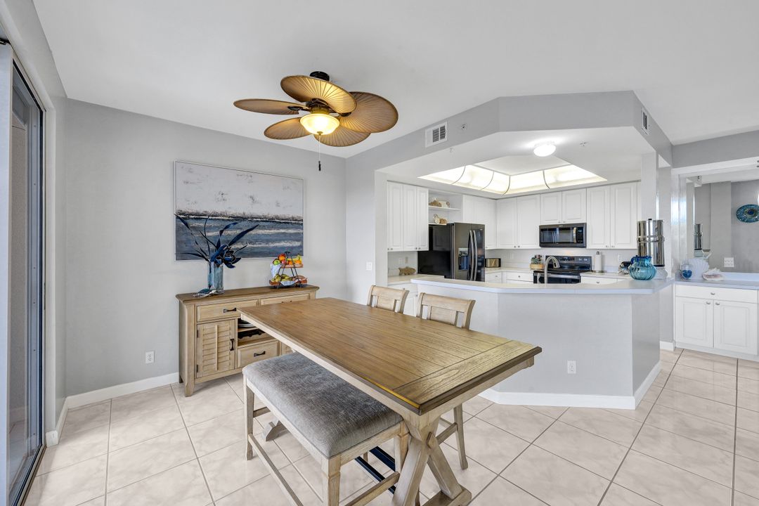 201 Vintage Bay Dr  #B8, Marco Island, FL 34145