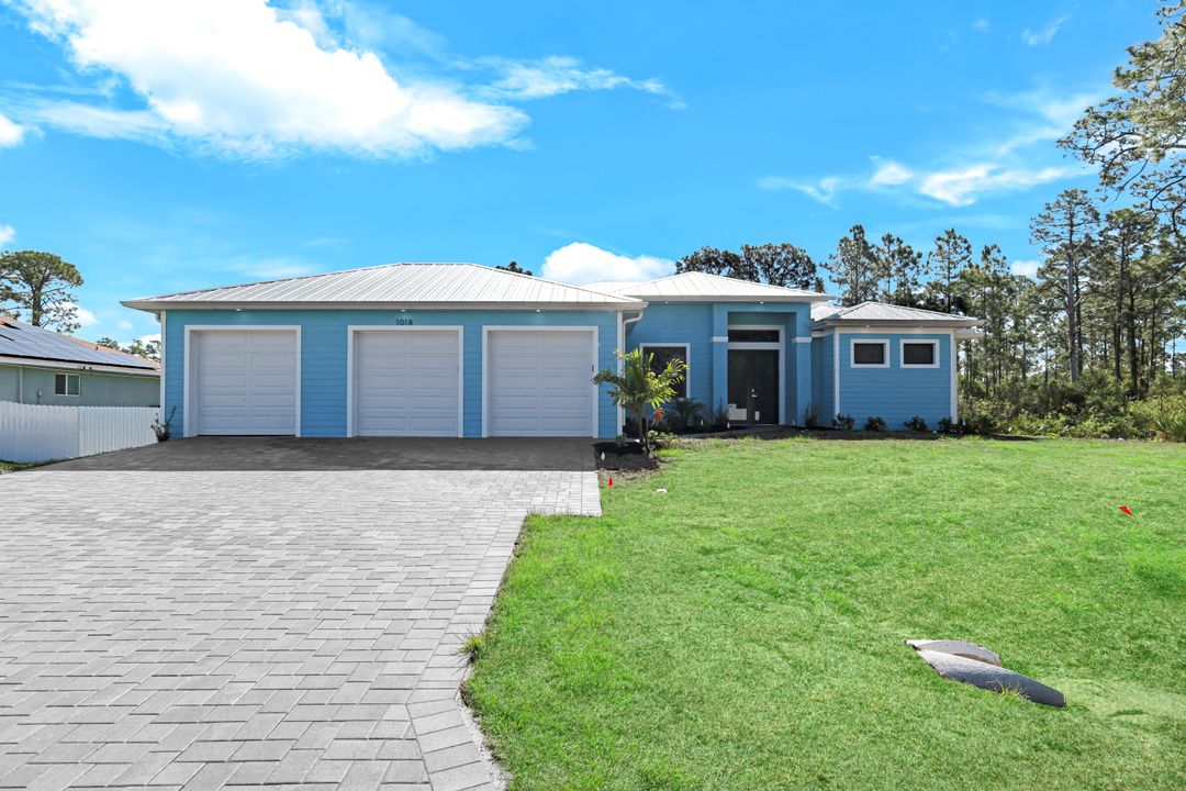 1018 Prospect Ave, Lehigh Acres, FL 33972