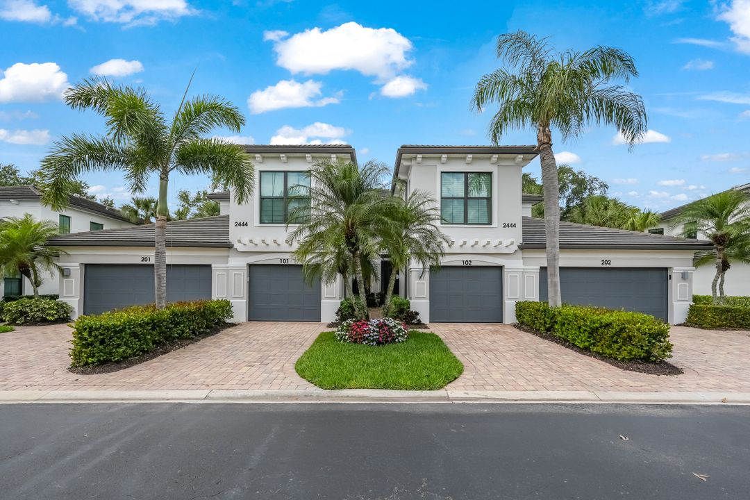 2444 Ravenna Blvd #101, Naples, FL 34109