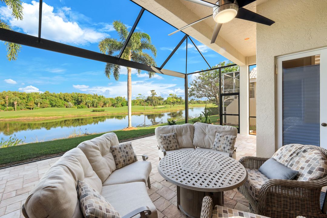 19641 Silver Oak Dr, Fort Myers, FL 33967