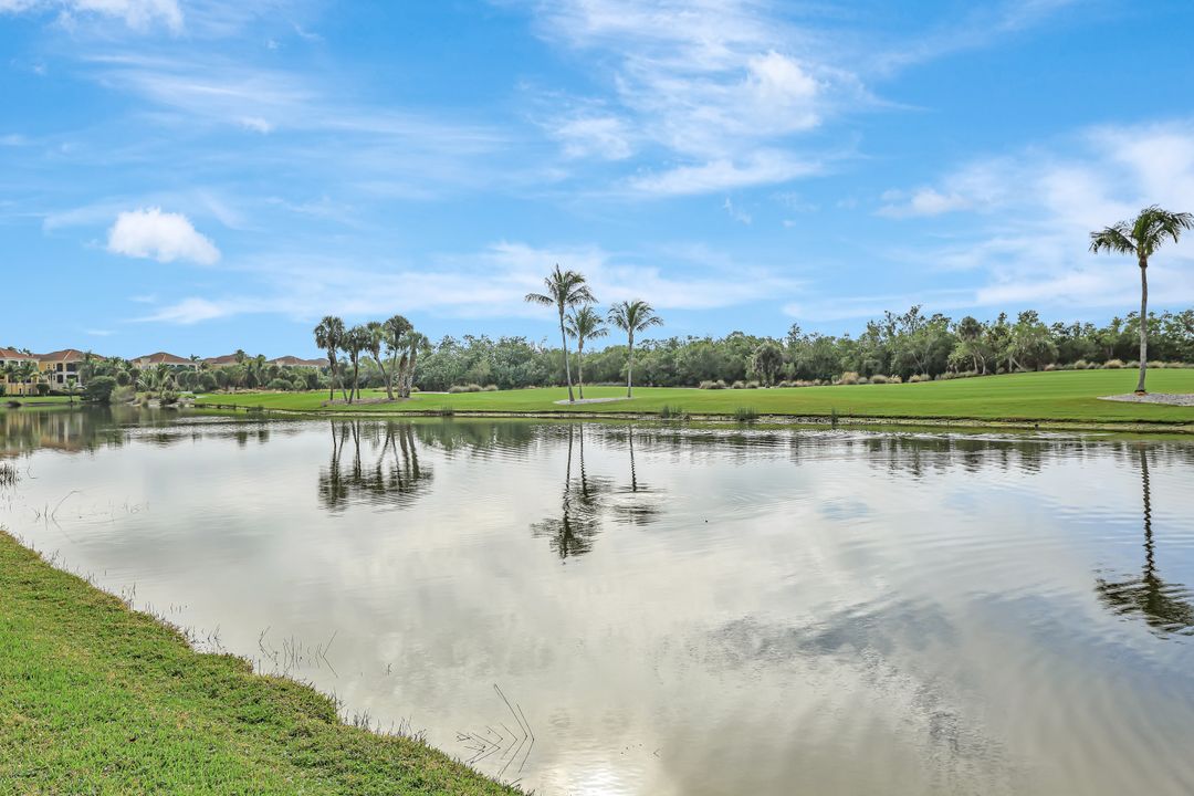 1438 Borghese Ln #101, Naples, FL 34114