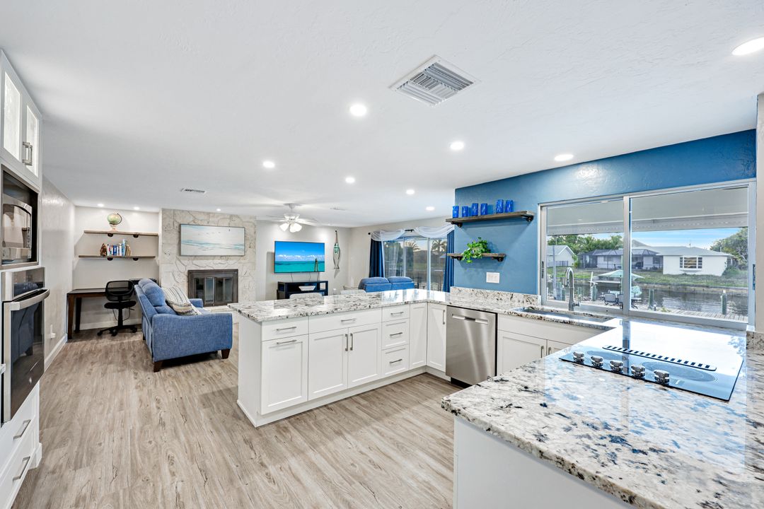 1326 SE 21st Ave, Cape Coral, FL 33990