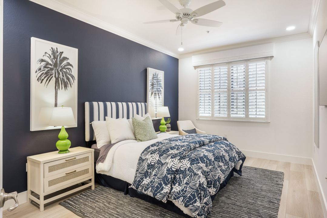 10450 Smoke House Bay Dr #201, Naples, FL 34120