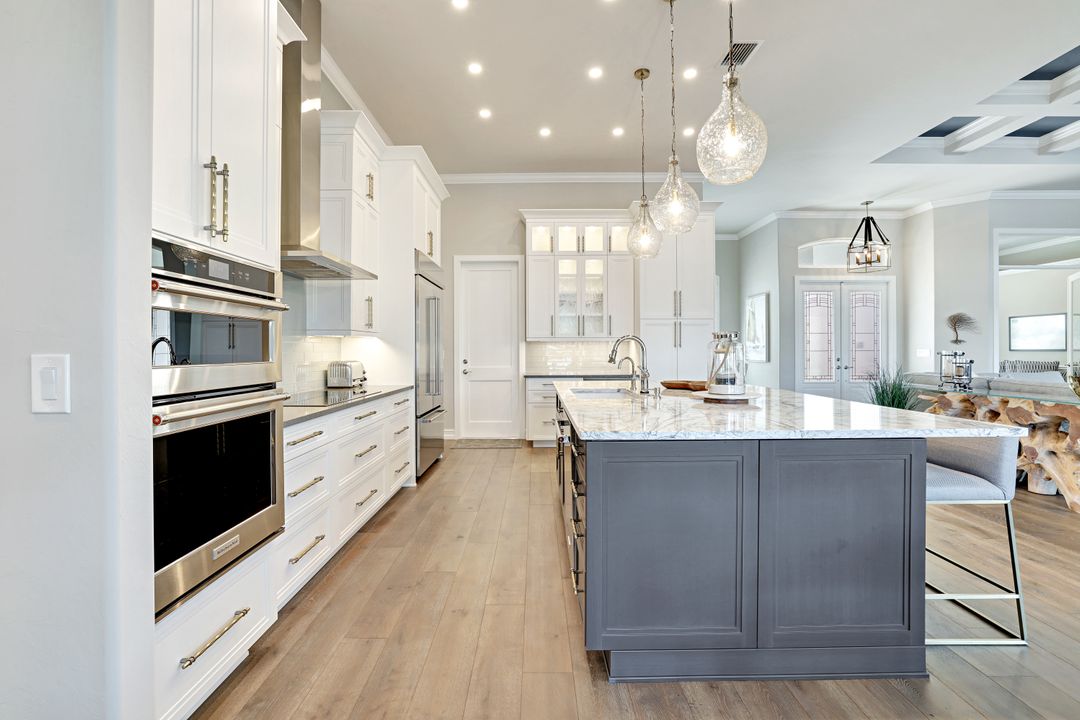 820 Giralda Ct, Marco Island, FL 34145