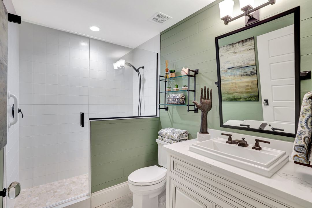 2540 Talon Ct #504, Naples, FL 34105