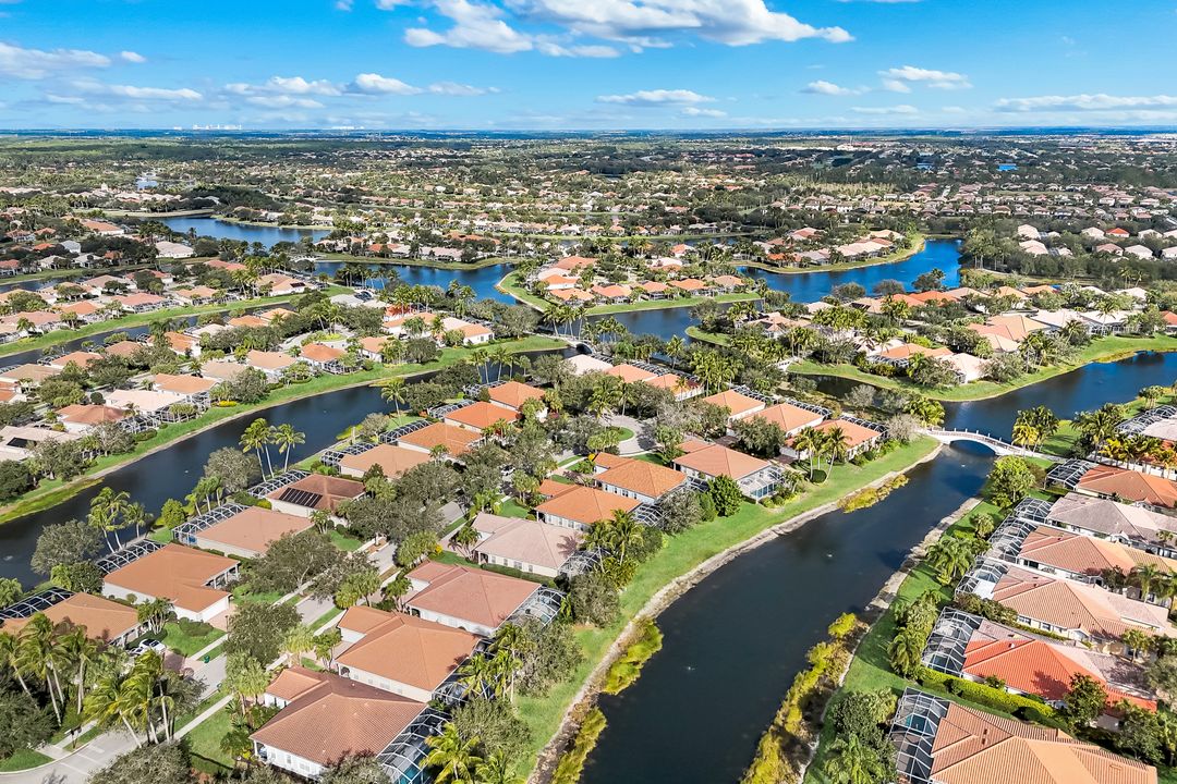 3112 Dominica Way, Naples, FL 34119