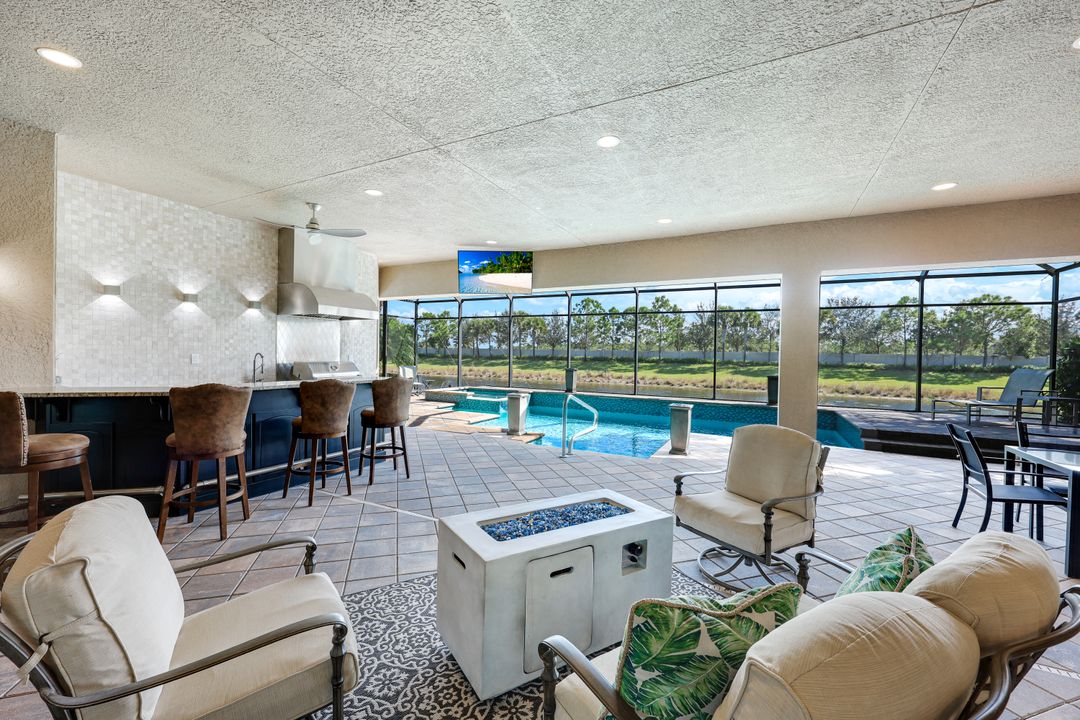 4394 Caldera Cir, Naples, FL 34119