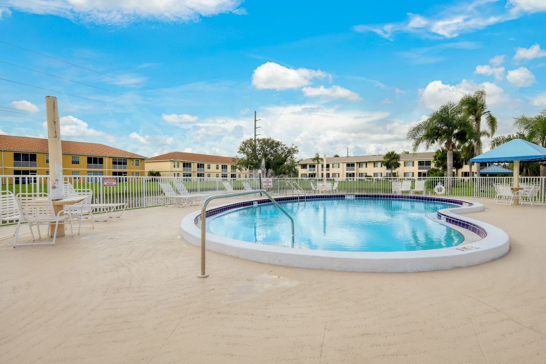 1100 Pondella Rd #611, Cape Coral, FL 33909