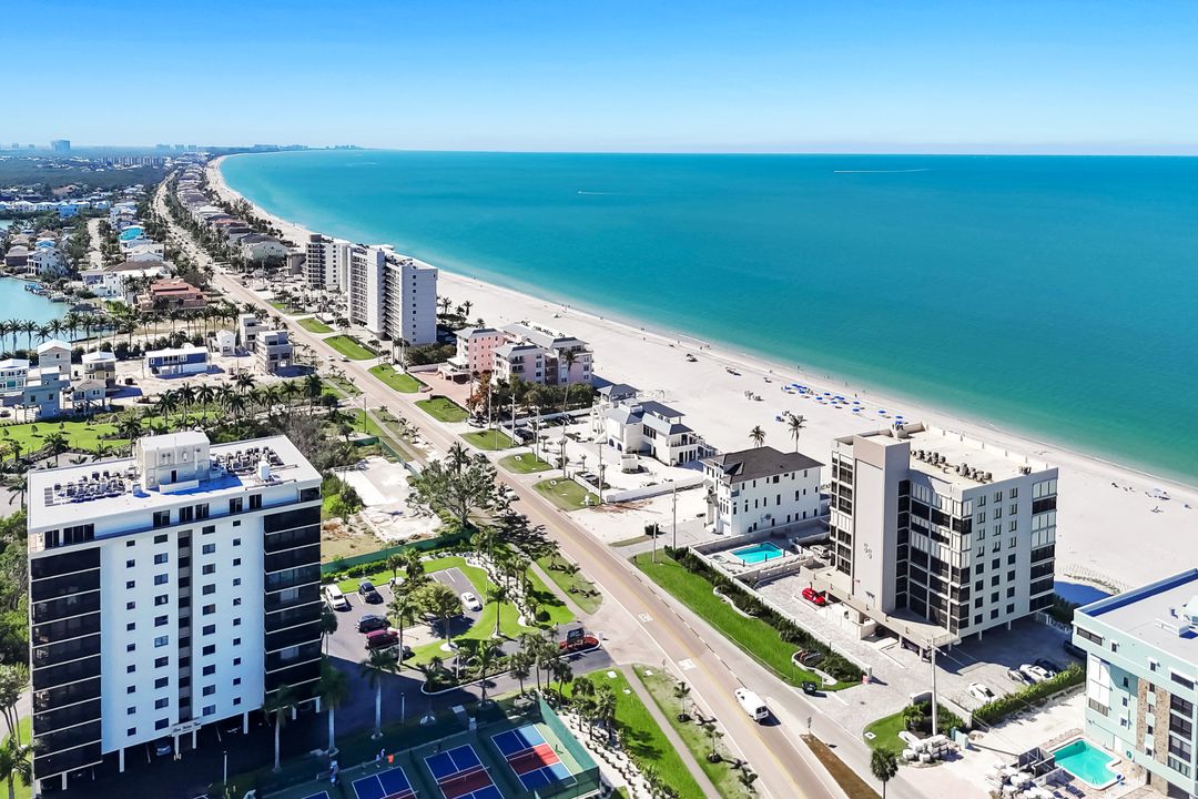 26140 Hickory Blvd #103, Bonita Springs, FL 34134