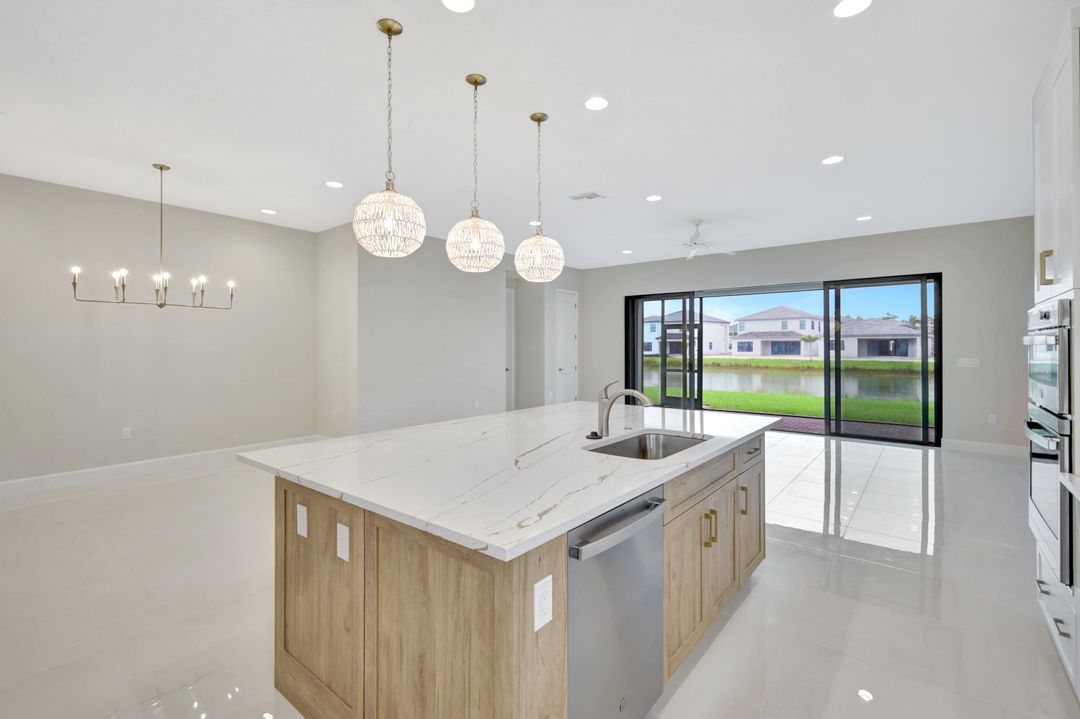 12667 Caballo Ct, Estero, FL 33928