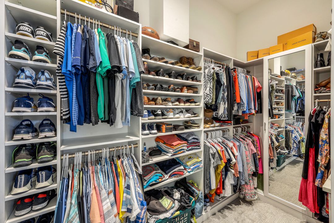 685 Cameo Ct, Marco Island, FL 34145