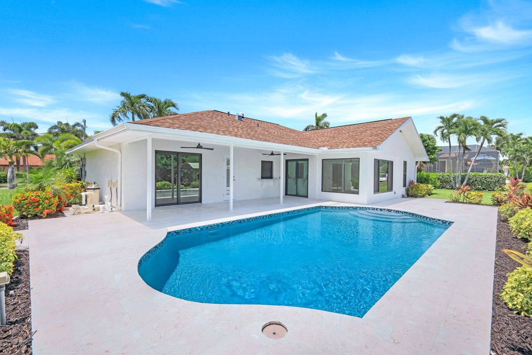 27081 Harbor Dr, Bonita Springs, FL 34135