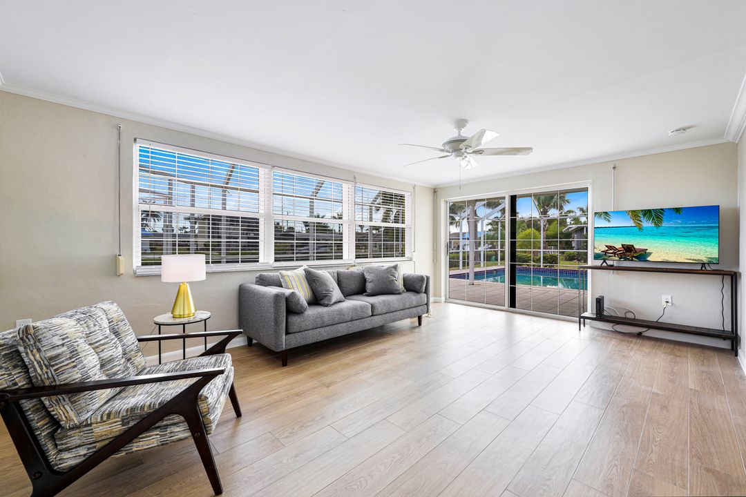 1720 Cascade Way, North Fort Myers, FL 33917