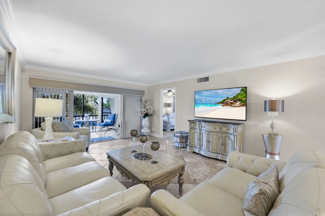 4200 Belair Ln #316, Naples, FL 34103