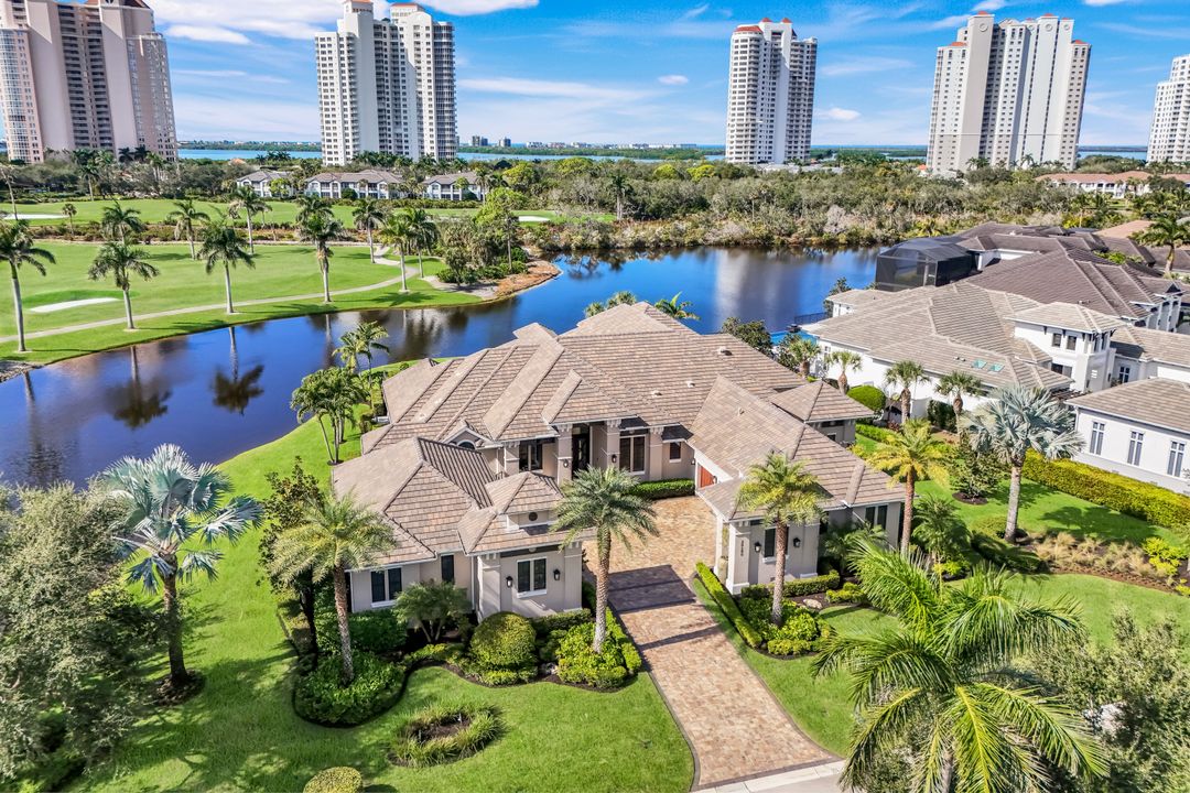 26180 Woodlyn Dr, Bonita Springs, FL 34134