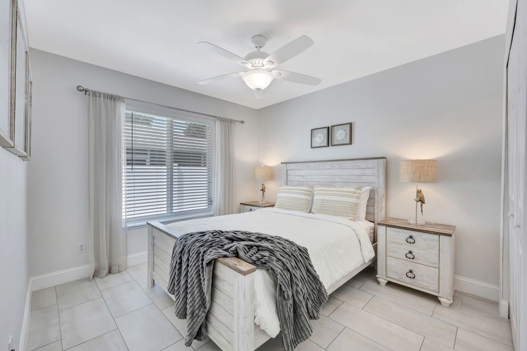 643 108th Ave N, Naples, FL 34108