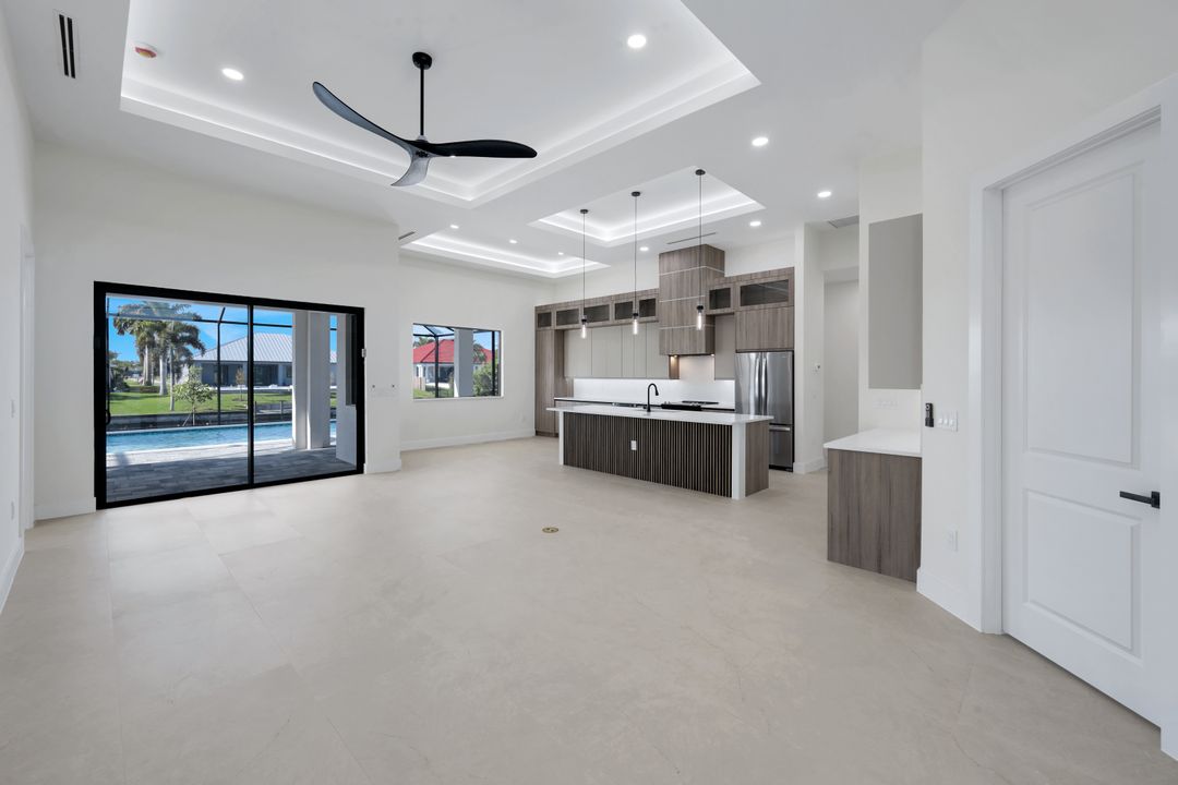 508 14th Terrace, Cape Coral, FL 33990